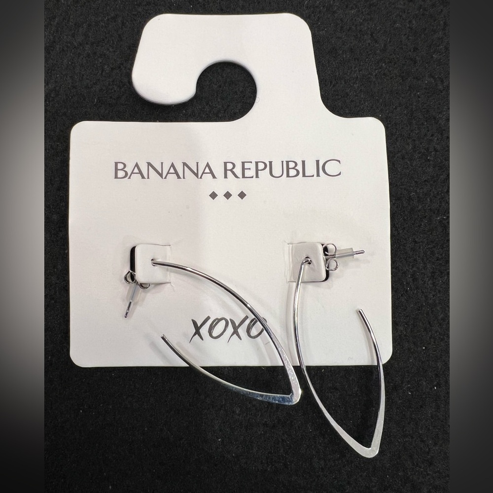 Banana Republic Chic Silver Earrings